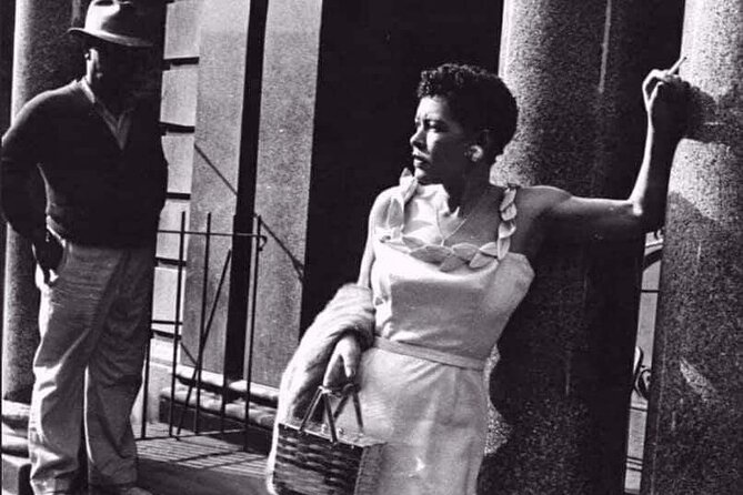 Harlem Renaissance Multimedia Walking Tour - Starting at the Schomburg Center on Malcolm X Boulevard