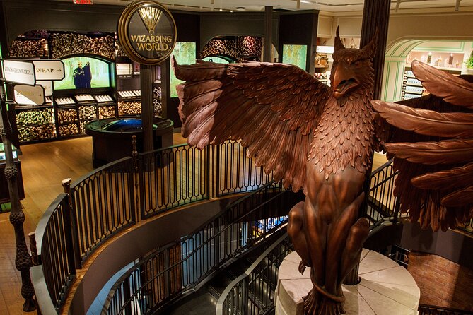 Harry Potter Shop New York- Fly a Broomstick Experience - Browsing the Harry Potter New York shop