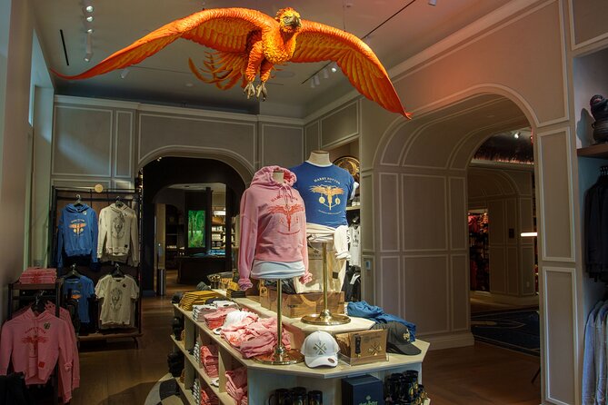 Harry Potter Shop New York - Magical Brew Bundle - The Griffin wand and chocolate frog