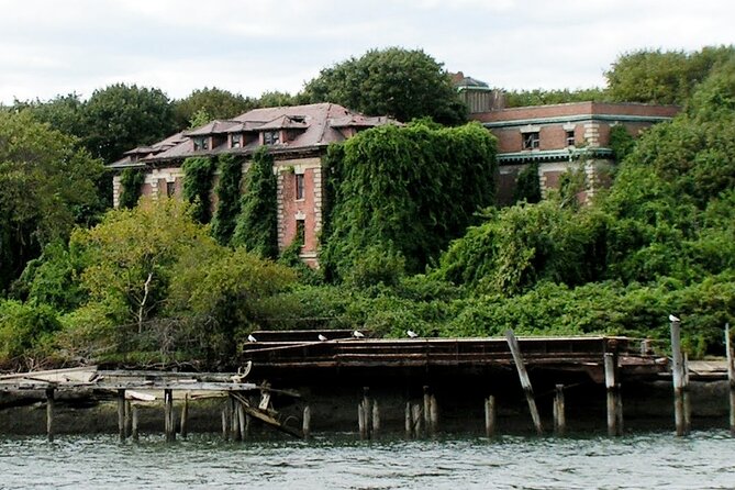 Hell Gate Walking Tour - Stop 2: Astoria Park and the Triborough Bridge