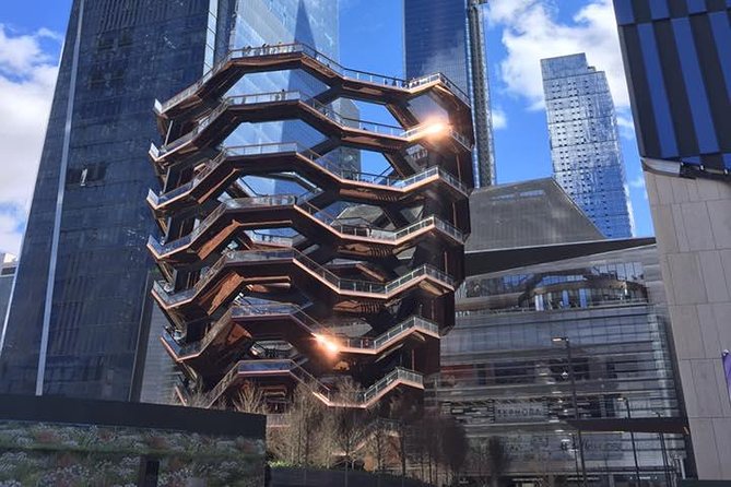High Line and Hudson Yards Private Walking Tour - A brief look at the Shops and Restaurants at Hudson Yards