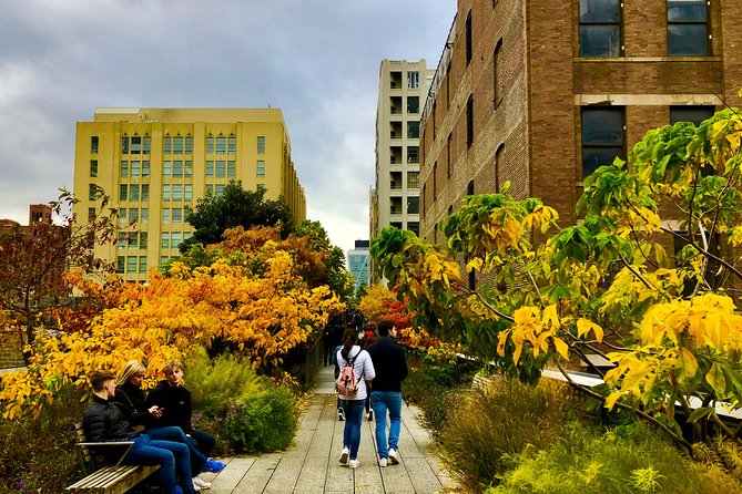 High Line, Greenwich Village Food, and Historical Downtown Tour - A small group makes the long day easier