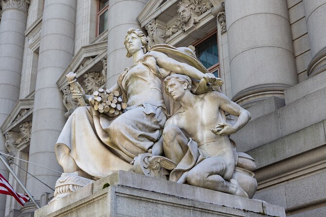 How Money Was Made: Wall Street Walking Tour - Seeing Wall Street as a political center