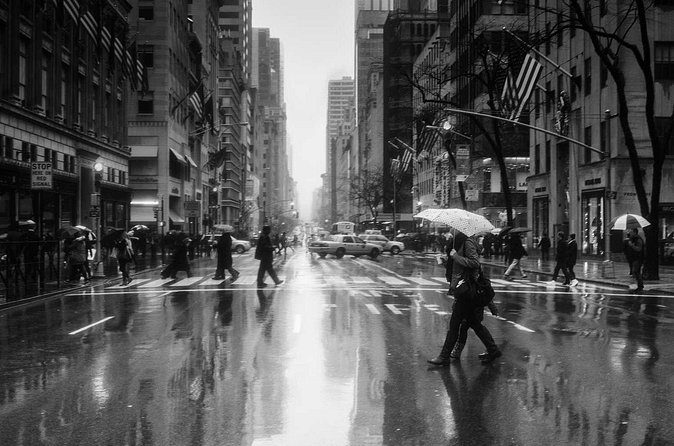 Iconic New York City Photography Tour - Street photography, graffiti, and urban scenes