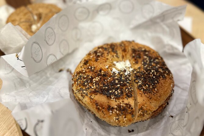 Iconic NYC Breakfast Food & Landmark Tour: Coffee, Bagel, Donut + - Bryant Park and the New York Public Library