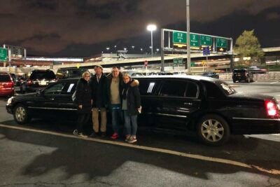JFK Airport Limo Pick-up With Extra One Hour NYC Limo Sightseeing Tour