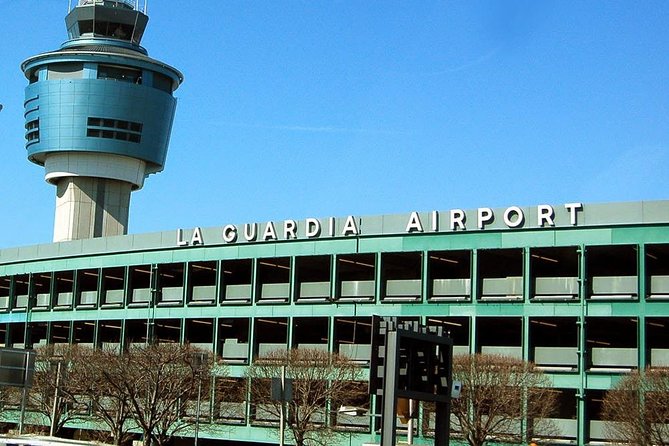 JFK or LGA package only (Round trip transfer plus VIP Contrasts) - What the vehicle and group size mean