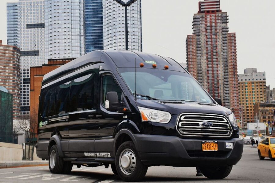 LaGuardia Airport Private Transfer to/from Manhattan - Key points to know before booking