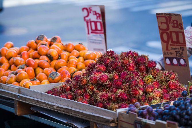 Lower East Side Food Tour: Taste NYC’s American Dream - Little Italy, Mulberry Street, and an old Italian food shop