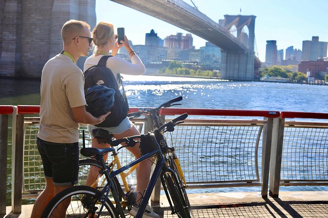 Lower Manhattan and Brooklyn Bridge Guided Fiets Tour (Dutch) - Brooklyn Bridge Park and Jane’s Carousel