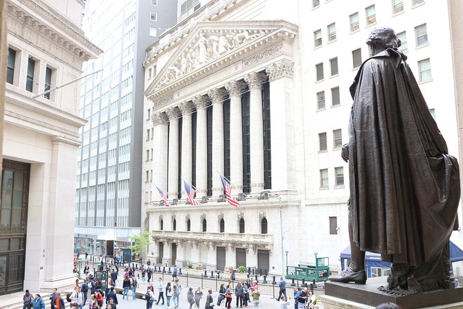 Lower Manhattan Secrets And History Walking Tour - From Brooklyn Bridge engineering to New York’s harbor