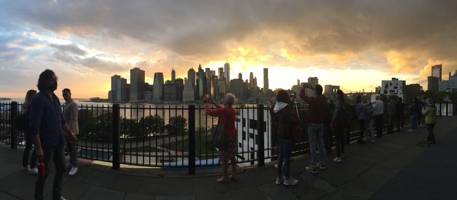 Luci e Ponti di New York- Night Tour in Italiano - Manhattan views at the right hour