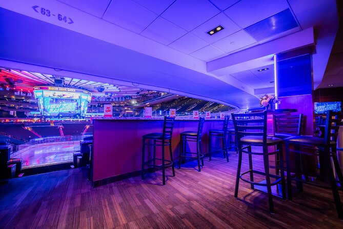 Madison Square Garden Tour Experience - Languages, group size, and family fit