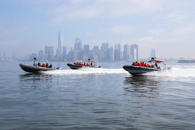 Manhattan Adventure Sightseeing Boat Tour - from Chelsea Piers - Financial District and Freedom Tower from the river