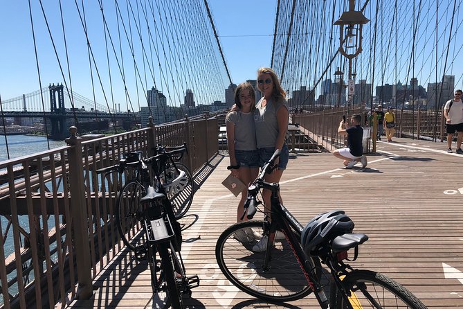 Manhattan and Brooklyn Bridge Bicycle Tour - Starting in Dumbo at 1 Carlton Avenue