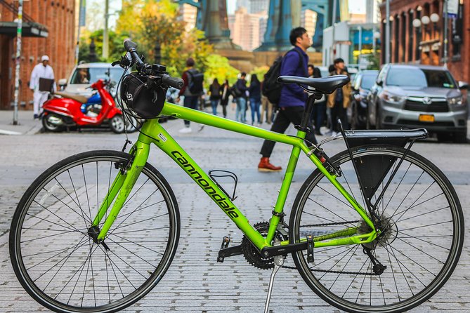 Manhattan and Brooklyn Bridge Bike Rental - DUMBO, Brooklyn Bridge Park, and Brooklyn Heights