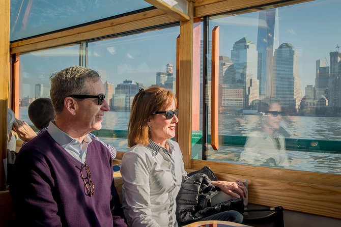 Manhattan Architecture Yacht Cruise - Lower Manhattan, the Woolworth Building, and the harbor