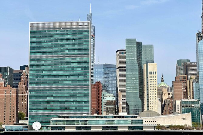 Manhattan Architecture Yacht Cruise - How much information will you hear?