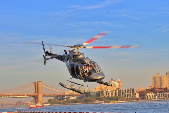 Manhattan Sky Tour: New York Helicopter Flight - Ground Zero and the Lower Manhattan skyline