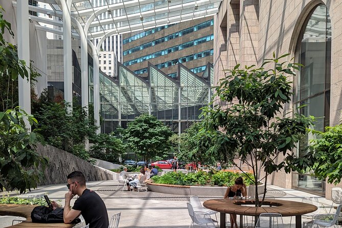Midtown Manhattan Art and Architecture Walking Tour - Park Avenue from rail tracks to corporate towers