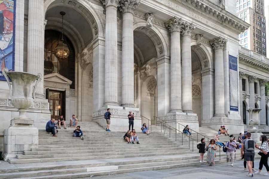 Midtown Manhattan Guided Tour w/ SUMMIT One Vanderbilt Entry - Grand Central Terminal, the route’s richest stop