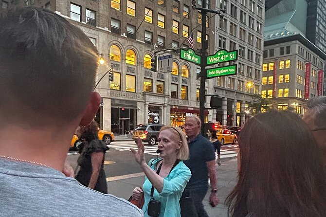 Midtown Manhattan: Times Square & Skyscrapers Walking Tour - Why this Midtown walk works