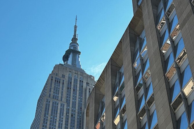 Midtown Manhattan: Times Square & Skyscrapers Walking Tour - MetLife Building and the scale of Park Avenue