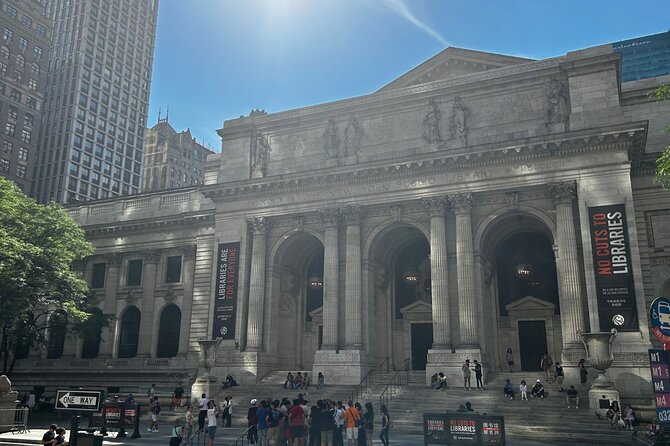 Midtown Manhattan: Times Square & Skyscrapers Walking Tour - St. Patrick’s Cathedral: a quieter Midtown moment