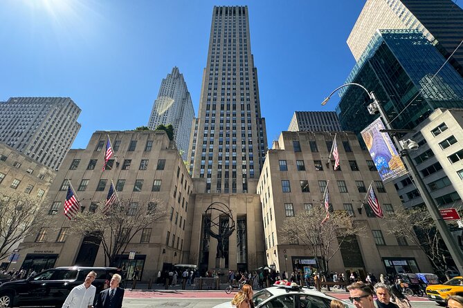 Midtown North NYC Architecture Walking Tour - MoMA from the outside, then Rockefeller Center