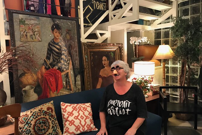 Mini Private Secondhand Shopping Tour in NYC - includes up to 8 - Madison Square Park and a former garden site