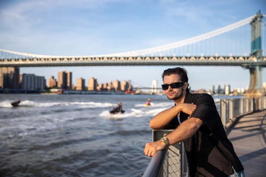 New York: 1-hour Photoshoot in Iconic Locations - What the one-hour New York shoot is really like