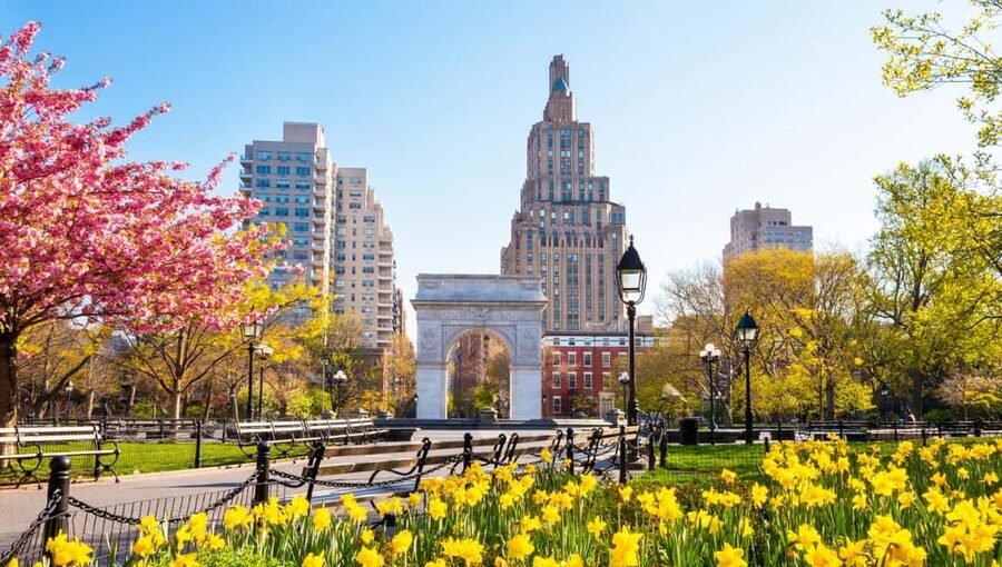 New York City: 24 or 48-hour Hop-on Hop-off Bus Tour - Uptown, Central Park, Museum Mile, and Harlem