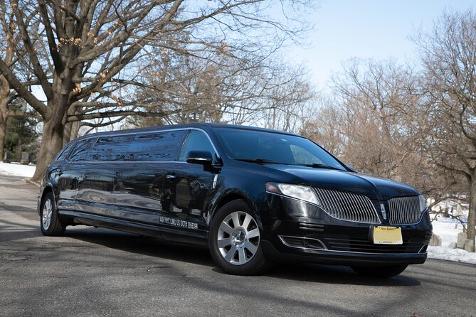 New York City Airport Arrival Transfer by Limo LGA JFK EWR - Why this limo transfer can be a good first hour in New York