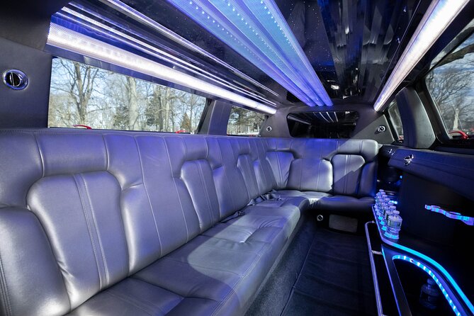 New York City Airport Arrival Transfer by Limo LGA JFK EWR - How the $215 group price works