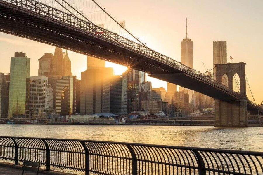 New York City: Brooklyn Bridge and Dumbo Walking Tour - Starting beneath the Oculus in Lower Manhattan