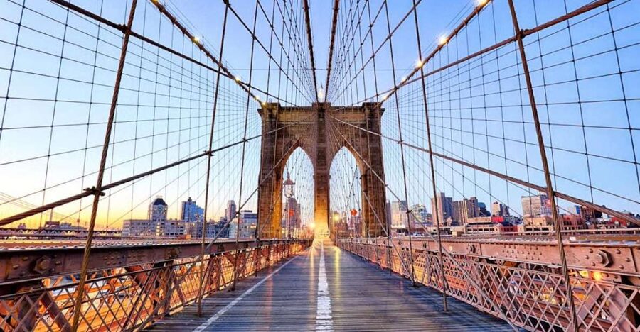 New York City: Brooklyn Bridge and Dumbo Walking Tour - Arriving in Dumbo under the Manhattan Bridge