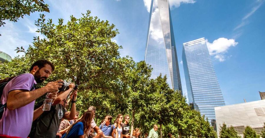 New York City: Bus Tour from Manhattan - The World Trade Center and Herald Square finish