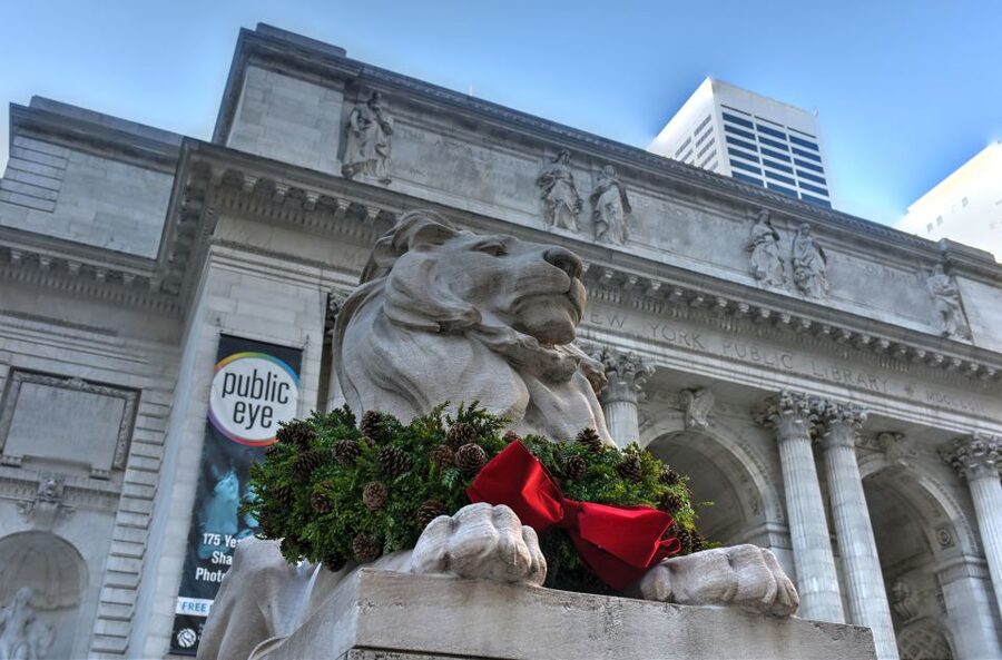 New York City: Christmas Holiday Tour of Manhattan - Rockefeller Center and the Christmas tree photo