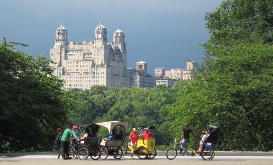 New York City: Deluxe 1.5-Hour Central Park Pedicab Tour - Strawberry Fields and the John Lennon Memorial
