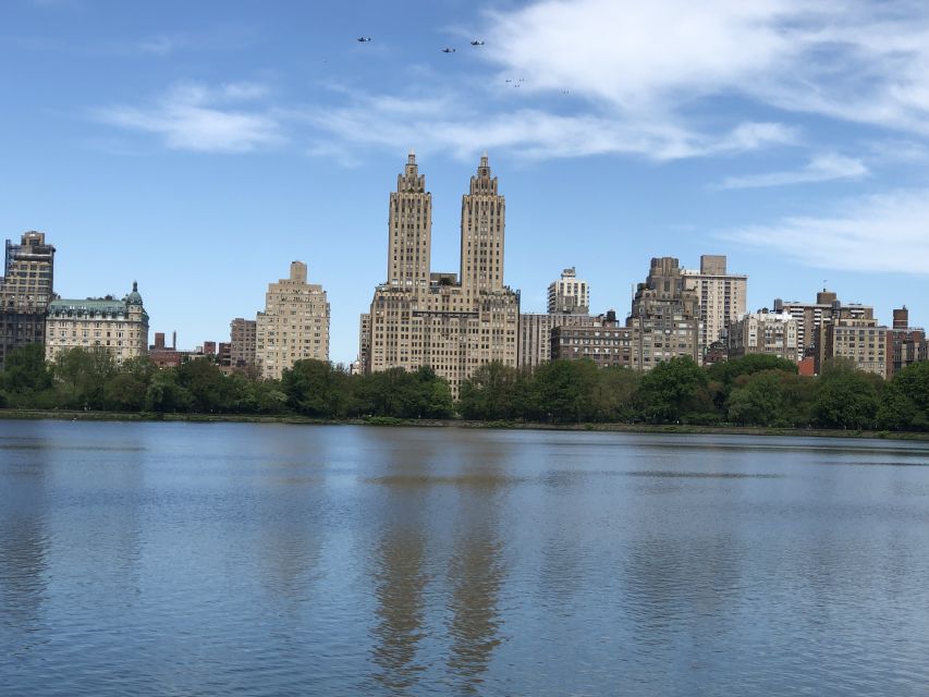 New York City: Deluxe 1.5-Hour Central Park Pedicab Tour - Sheep Meadow and Tavern on the Green