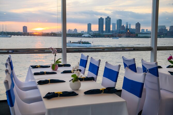 New York City Dinner Cruise on Luxury Yacht with Live Music - Statue of Liberty and Governor’s Island