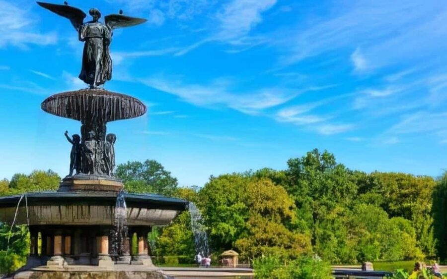 New York City: Discover Pass with Hop-on Hop-off Bus Tour - The NYC Skyline Night Tour