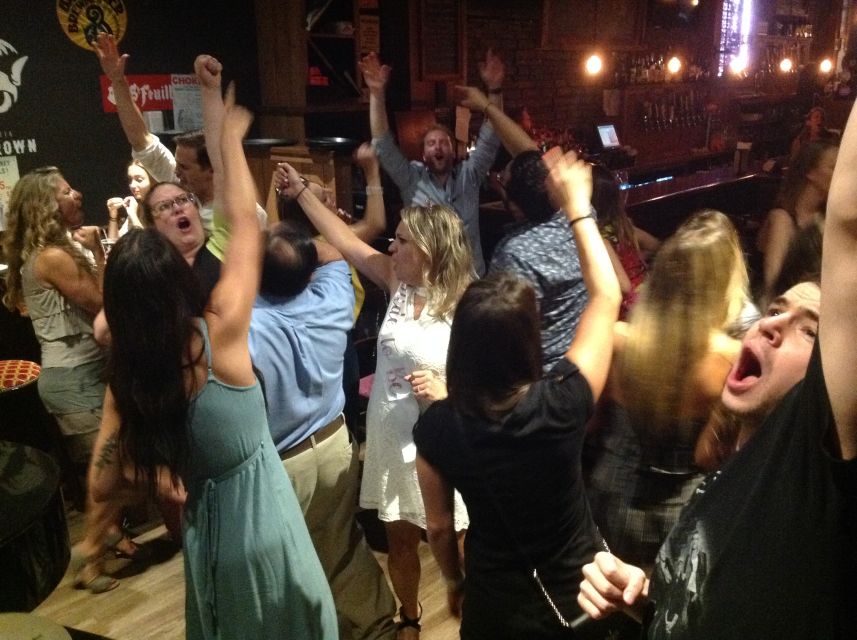 New York City: Dueling Pianos Show - Ordering food and drinks: the extra cost to plan for