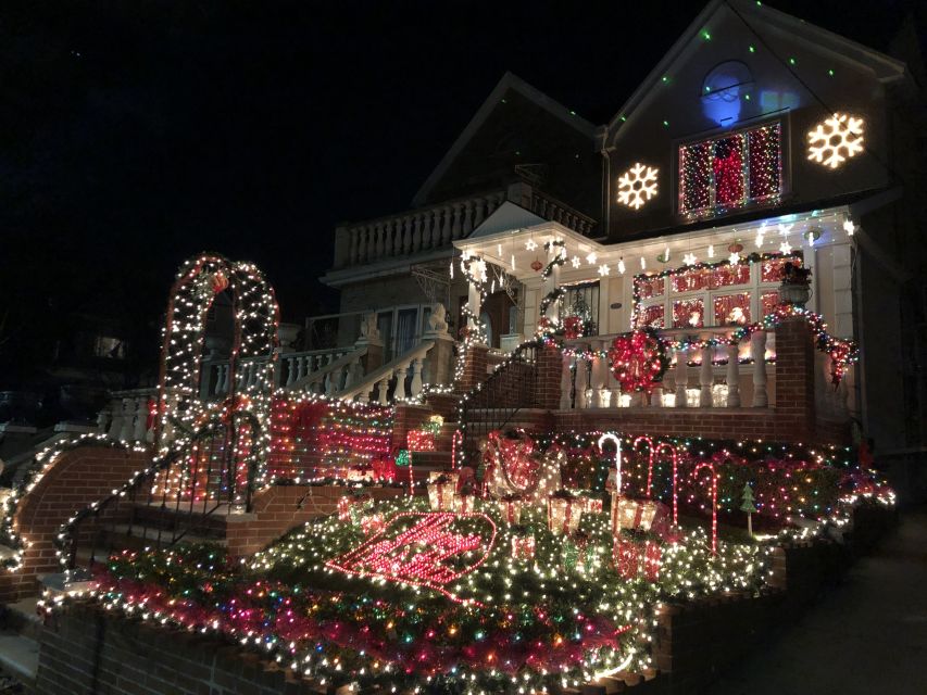 New York City: Dyker Heights Christmas Lights Tour - Key points to know before booking