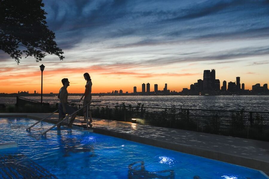 New York City: Entry Ticket to QC NY Spa on Governors Island - Casa QC Bistro is convenient, but budget carefully