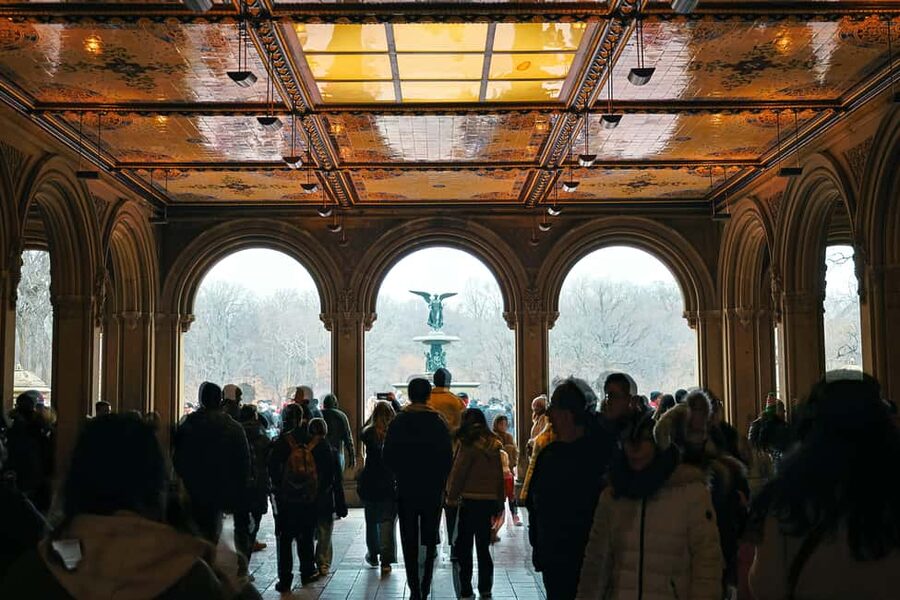New York City: Gossip Girl Walking Tour - Bethesda Terrace and Gossip Girl’s romantic side