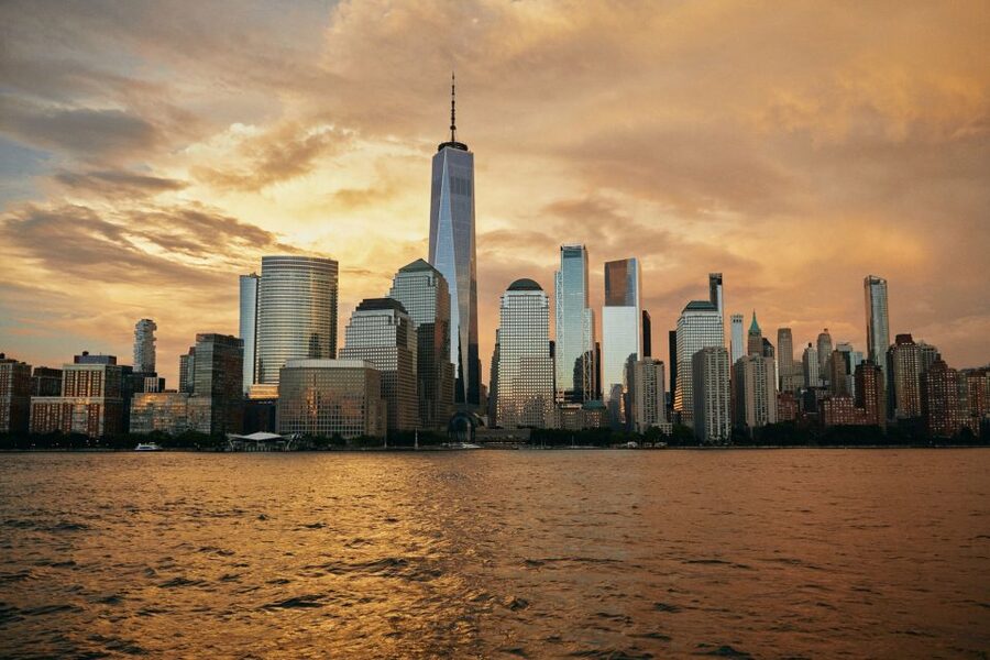 New York City: Gourmet Dinner Cruise with Live Music - Key points to know before booking