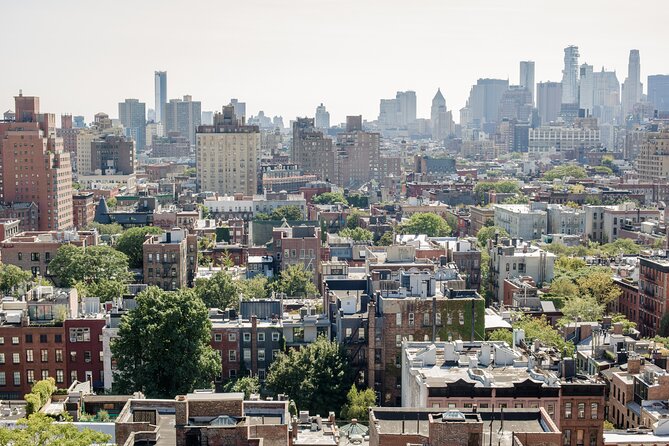 New York City Greenwich Village 3 Hour Private Walking Tour - Historic buildings and the everyday Village