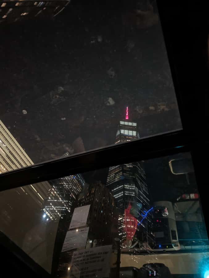 New York City: Guided Private Glass-Top Bus Tour at Night - Pier 17 brings the best bridge view