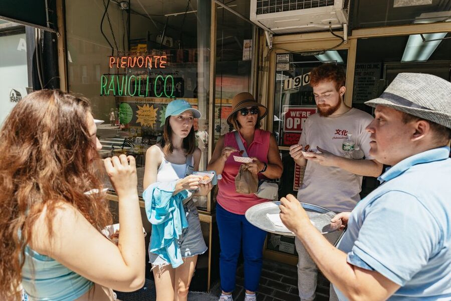 New York City: Little Italy Italian Food Tasting Tour - Ferrara Bakery and the final stretch